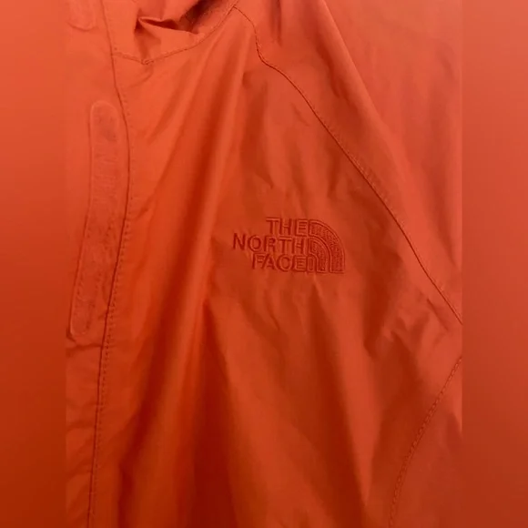 The North Face Women's Rain Jacket Size XS Color Coral Dry Vent - Picture 9 of 10